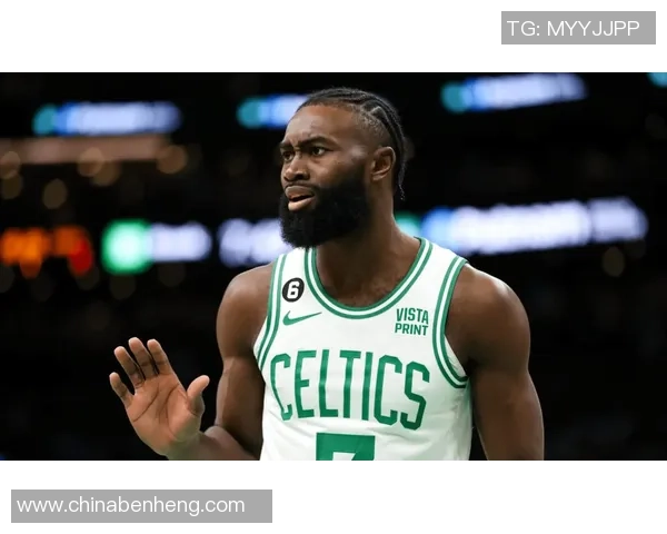 杰伦布朗的崛起之路：从新秀到NBA明星的奋斗历程与成就解析